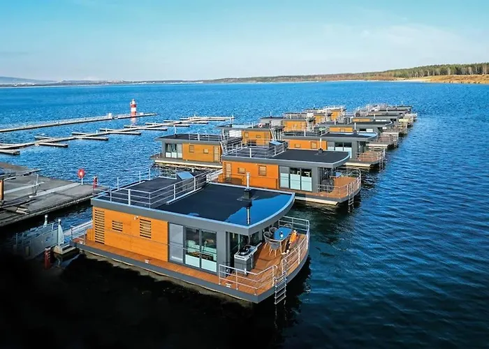 Hausboot Grasshopper Hotel na wodzie