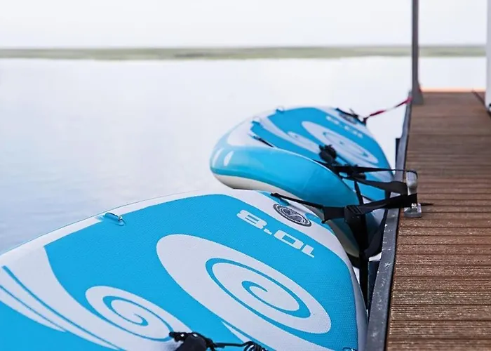 Hausboot Grasshopper Botel Klitten